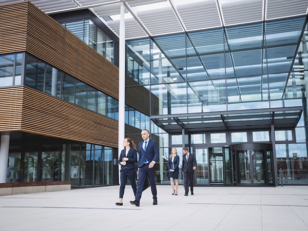 Oficinas y naves industriales en Málaga